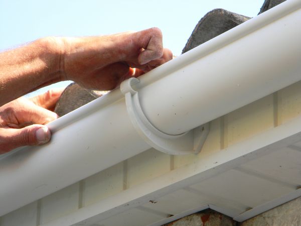 Cost of Plastic Gutter Repair in Murfreesboro